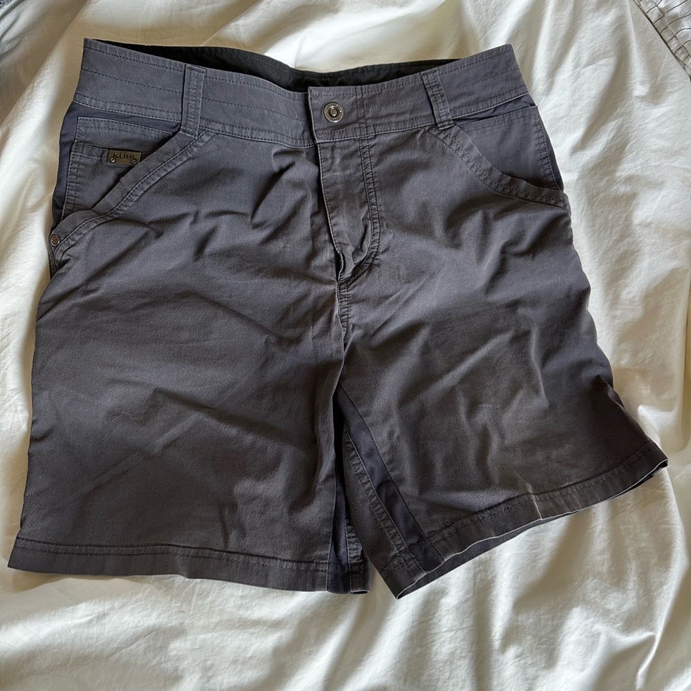 Men's Gray Shorts